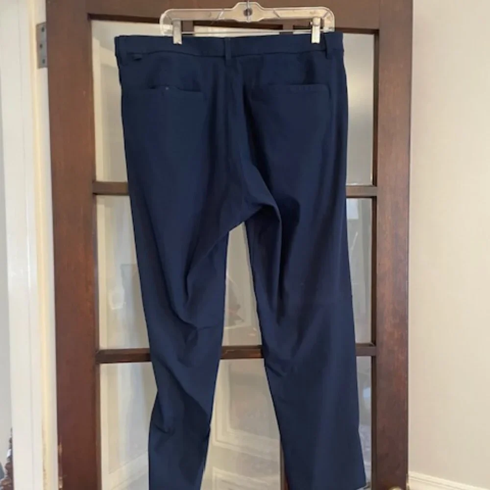 lululemon Commission Pant in Navy Blue, Size 36 - Picture 4 of 7